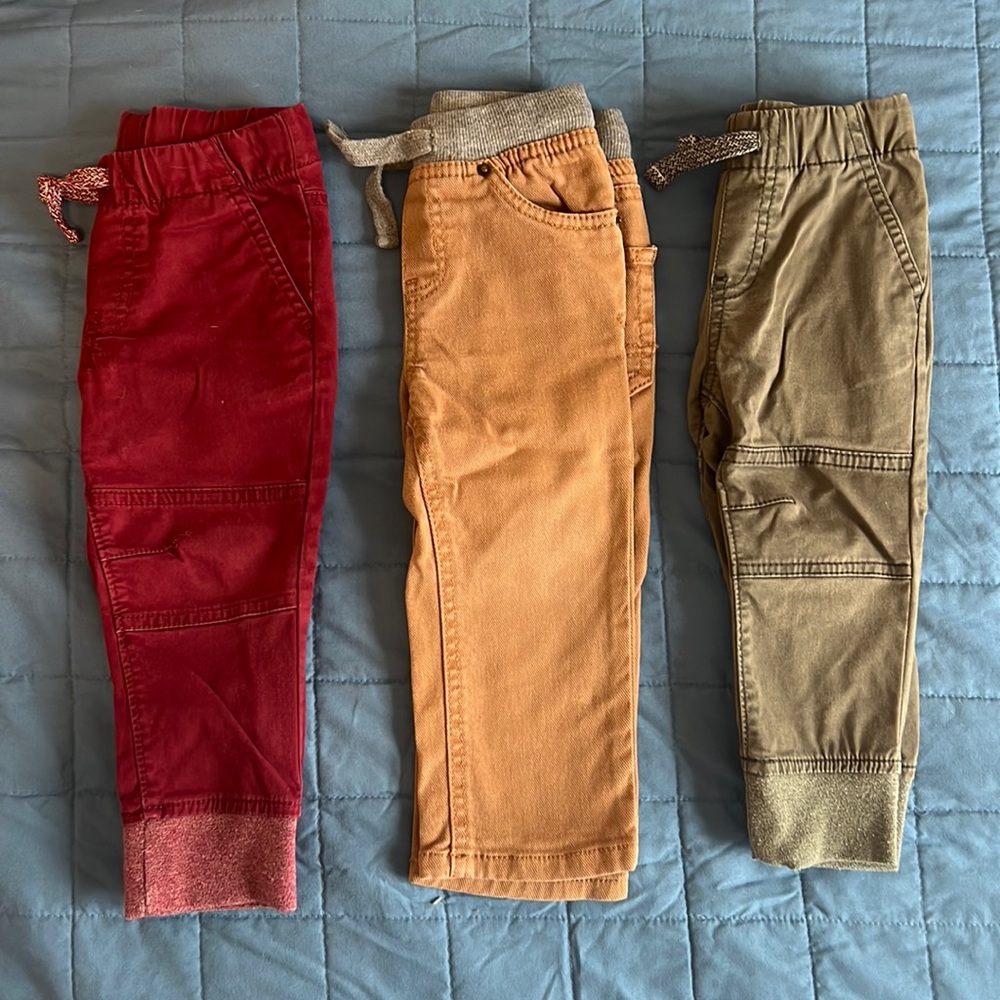 Cat and Jack 18 month Jogger and Jean Bundle
